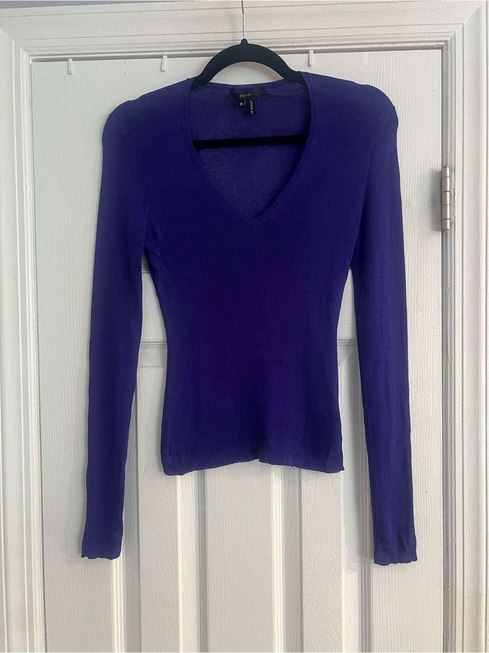 Y2K Vintage Gucci Early 2000’s  Women’s Purple V-Neck 100% Silk Long Sleeve Top